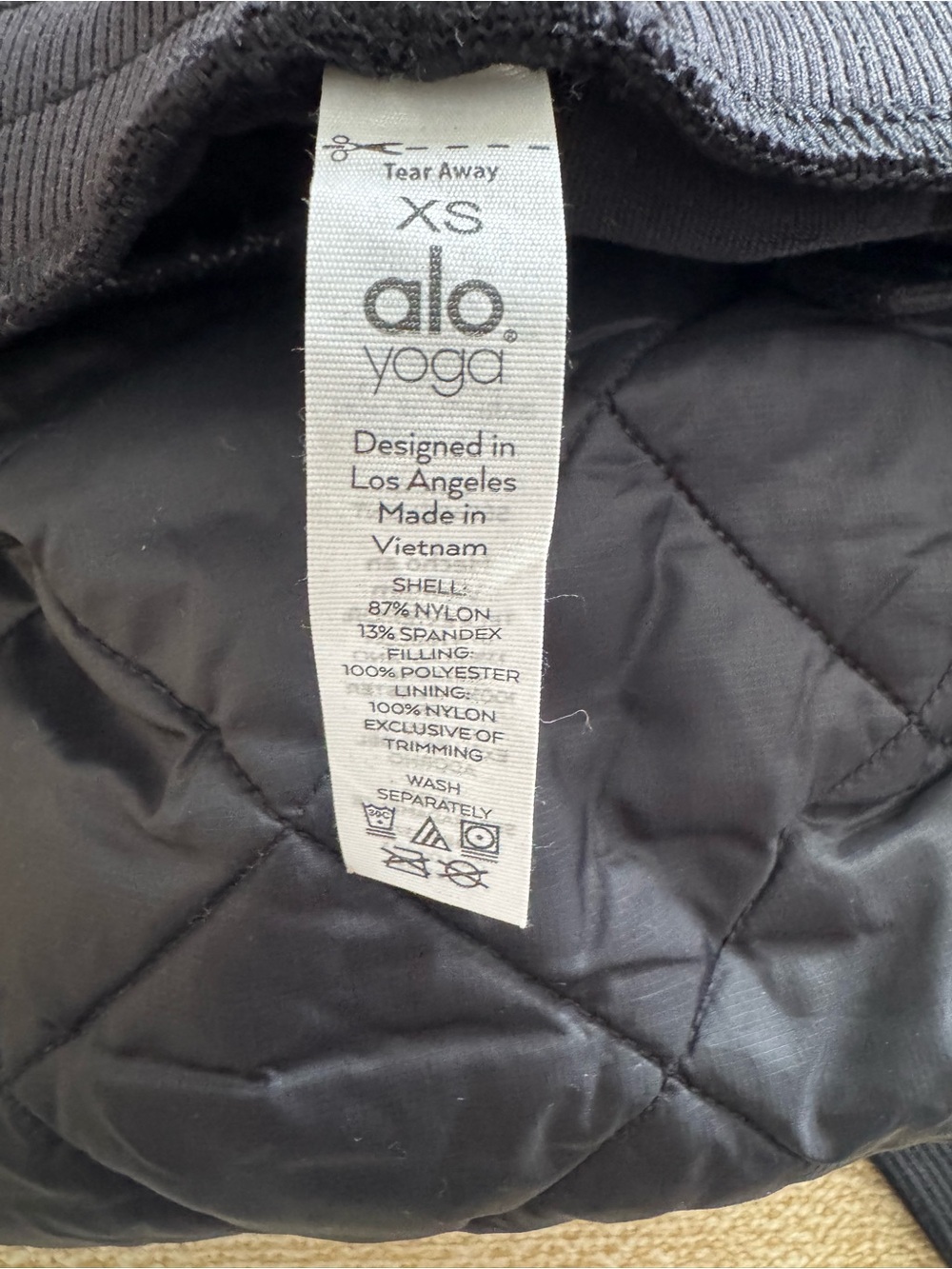ALO Yoga Black Quilted Jogger Pants - Picture 4 of 6